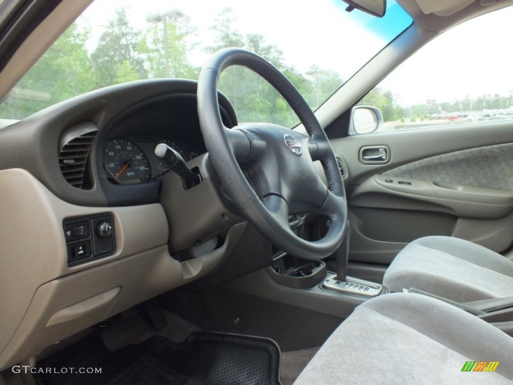 2003 Sentra SE-R - Molten Silver / Sand Beige photo #23