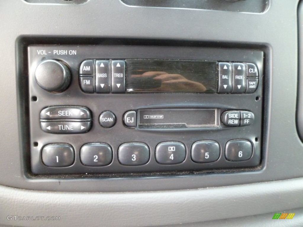 2004 Ford E Series Van E350 Super Duty XL Wheelchair Access Audio System Photos