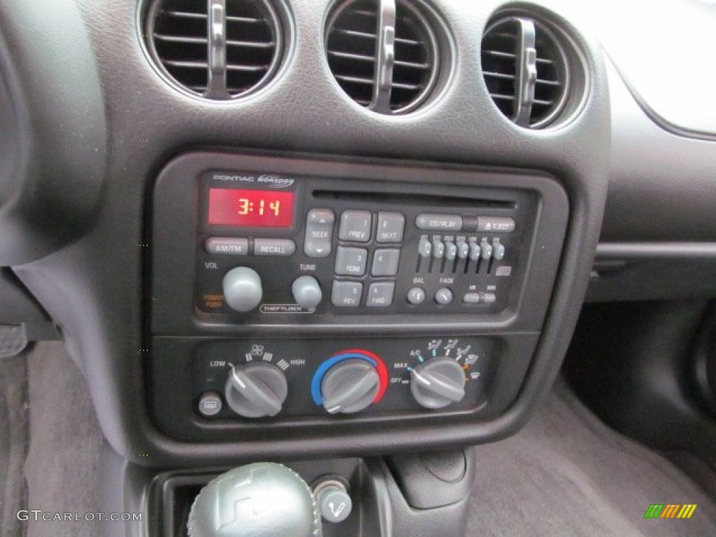 2001 Pontiac Firebird Trans Am WS-6 Coupe Controls Photos
