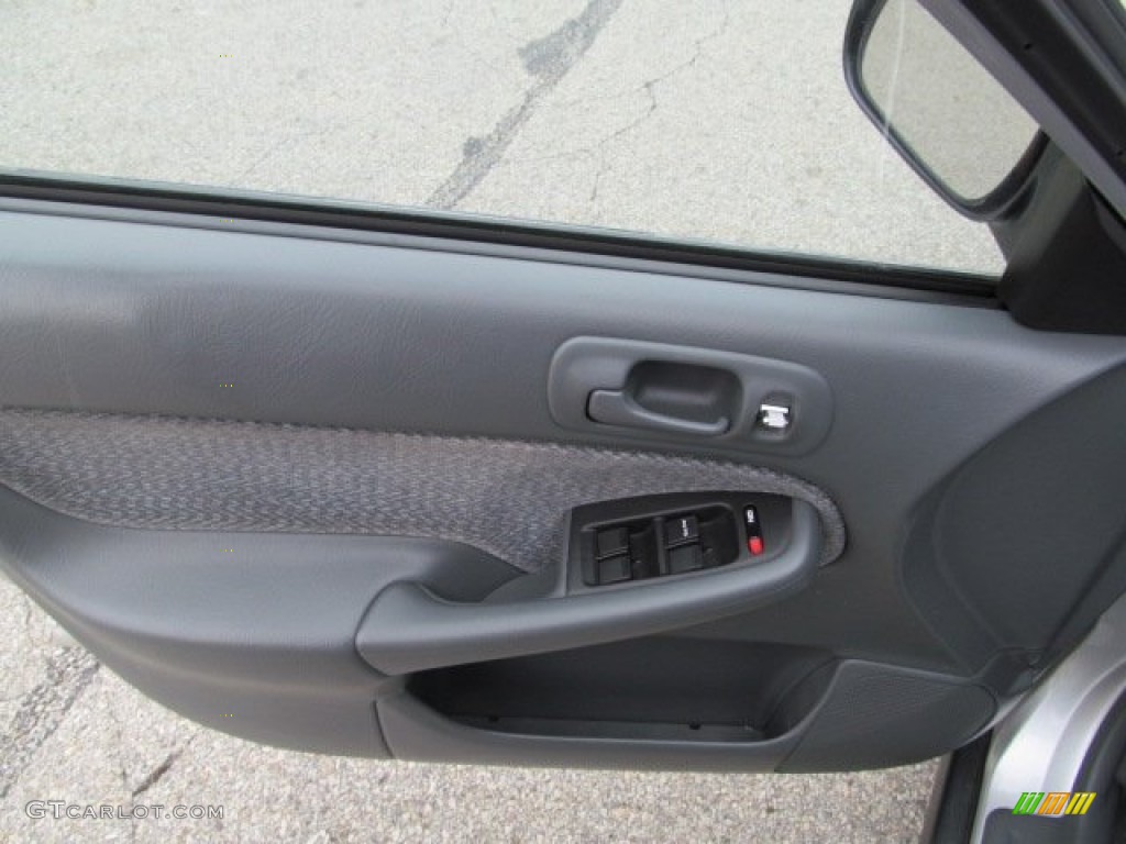 1999 Civic LX Sedan - Vogue Silver Metallic / Gray photo #14