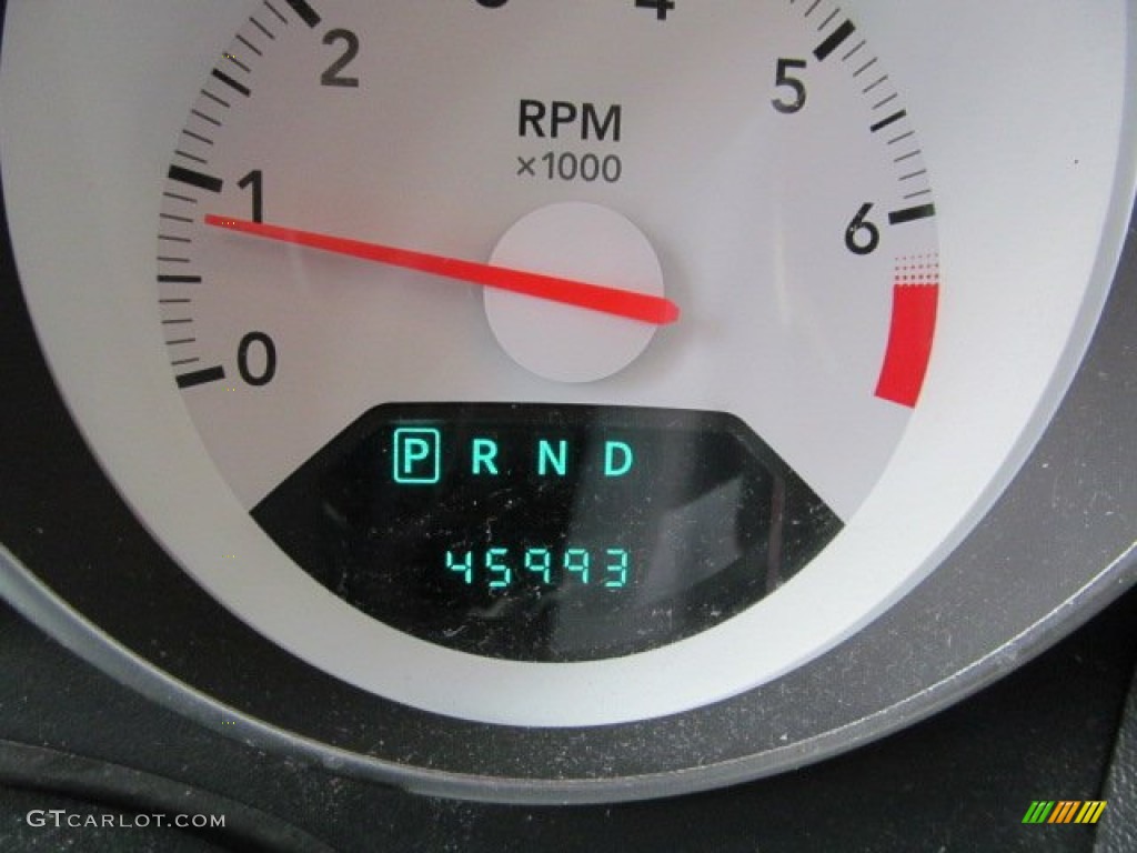 2008 Caliber SXT - Stone White / Dark Slate Gray photo #20