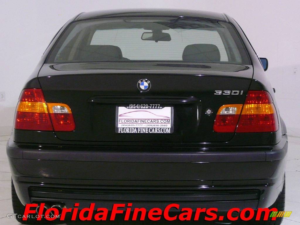 2002 3 Series 330i Sedan - Jet Black / Black photo #6