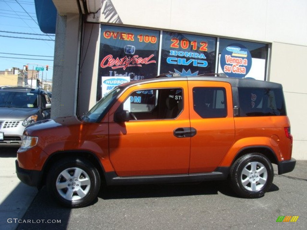 2010 Element EX 4WD - Citrus Fire Metallic / Titanium photo #3