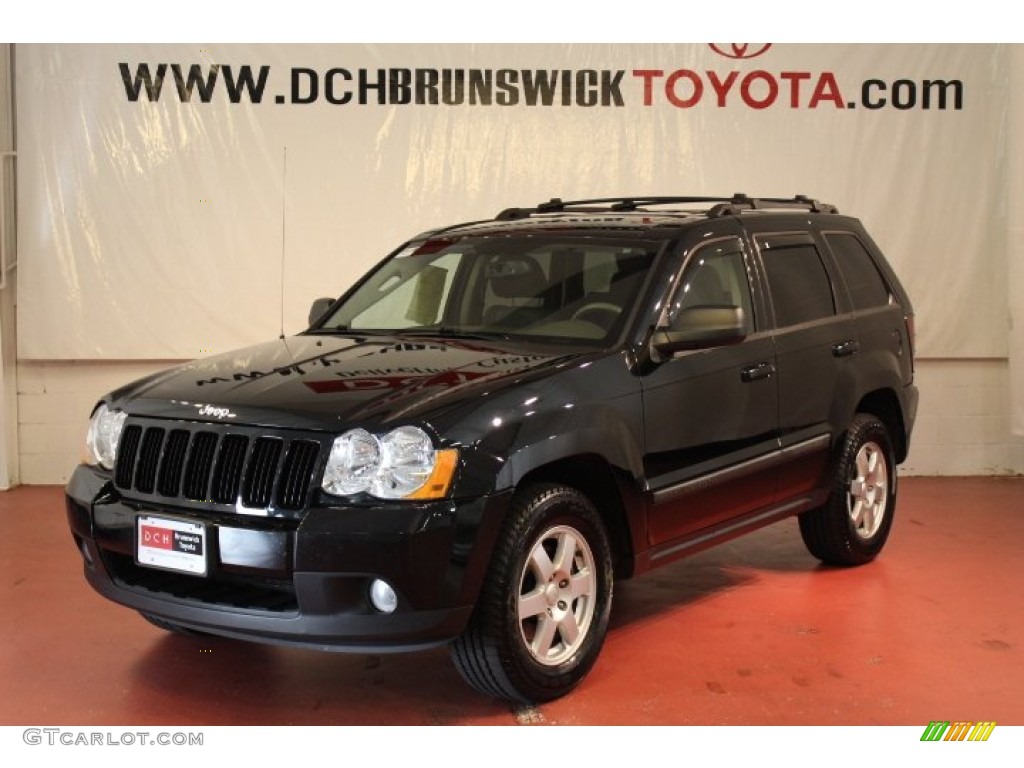 2008 Grand Cherokee Laredo 4x4 - Black / Khaki photo #1