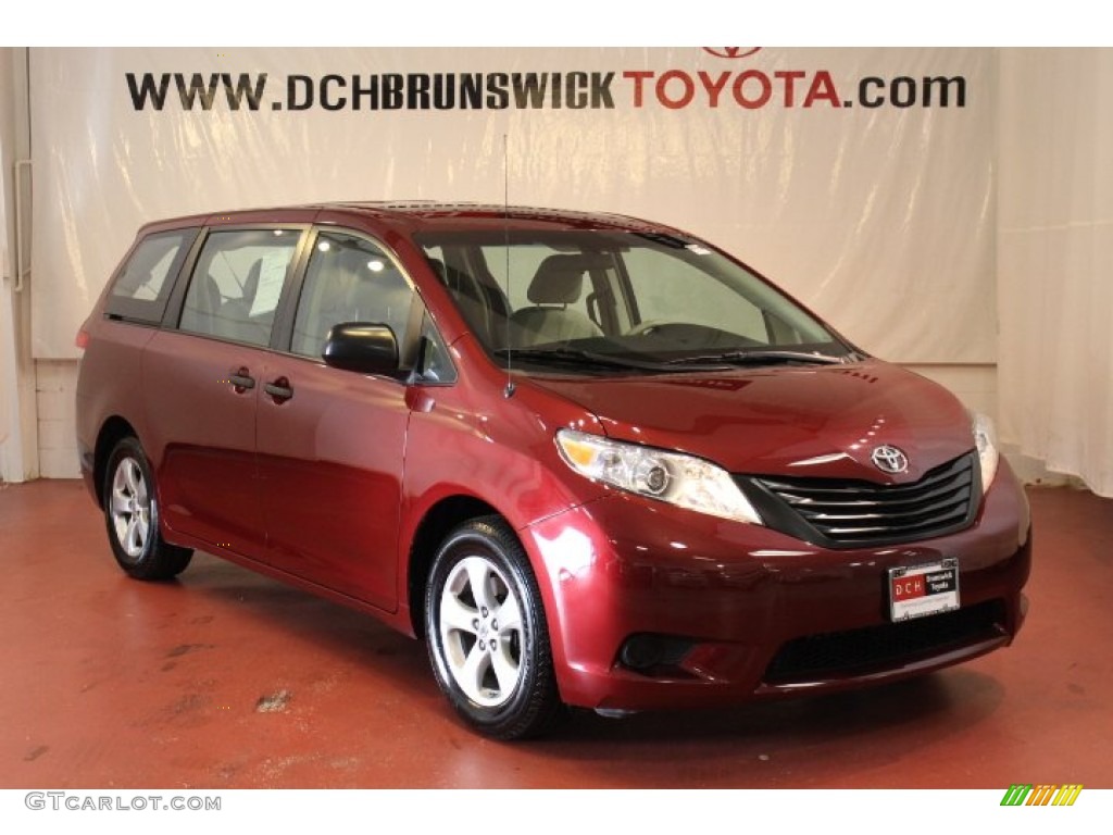2011 Sienna V6 - Salsa Red Pearl / Bisque photo #4