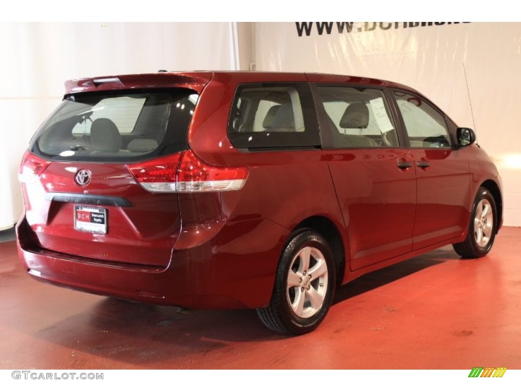 2011 Sienna V6 - Salsa Red Pearl / Bisque photo #6