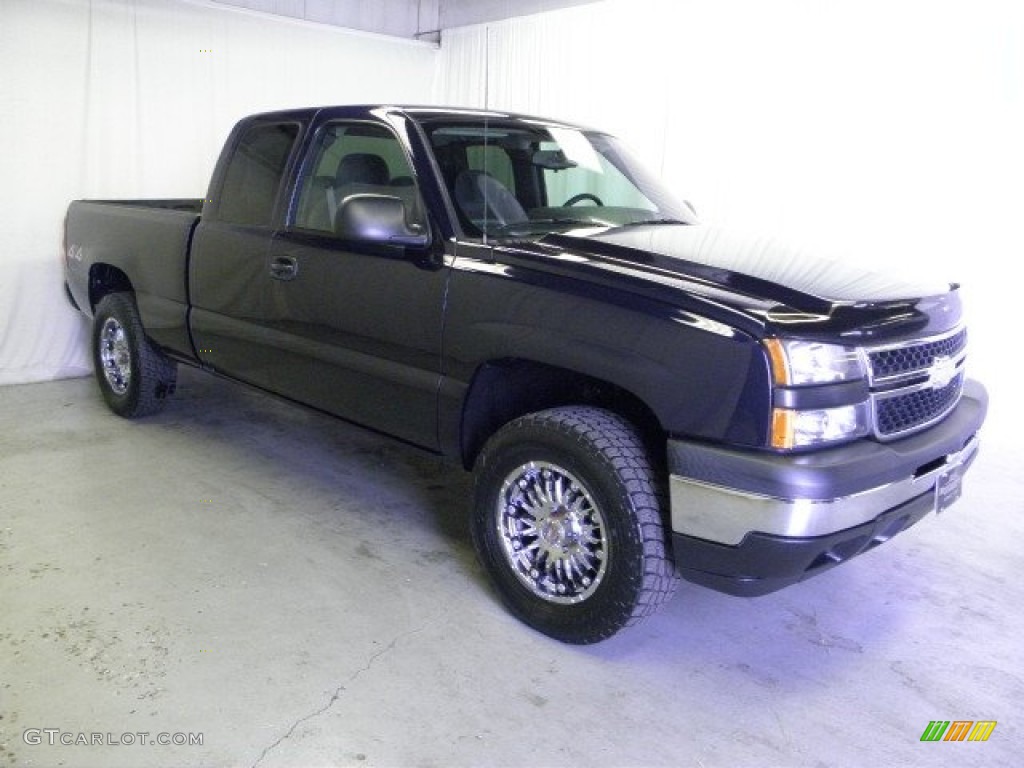 2006 Silverado 1500 LS Extended Cab 4x4 - Dark Blue Metallic / Dark Charcoal photo #1