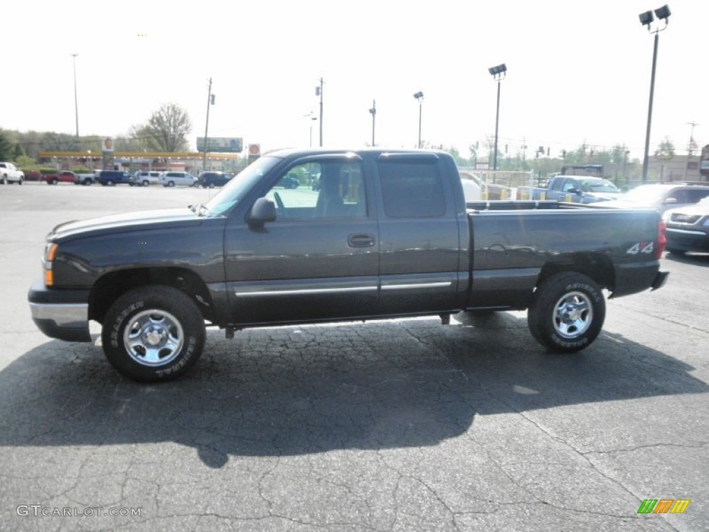 2003 Silverado 1500 LS Extended Cab 4x4 - Dark Gray Metallic / Dark Charcoal photo #4