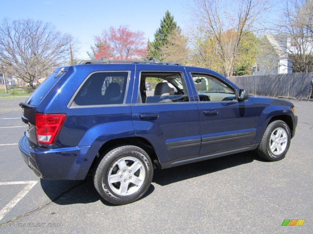 2006 Grand Cherokee Laredo 4x4 - Midnight Blue Pearl / Khaki photo #8