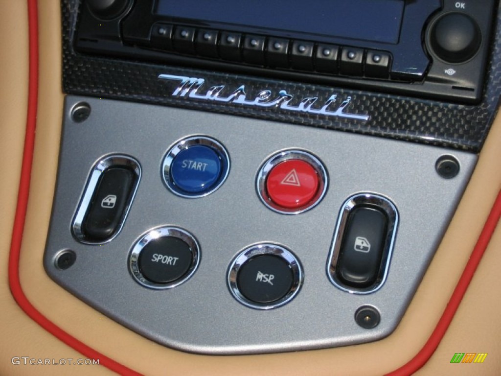2006 Maserati GranSport Spyder Controls Photo #63349316