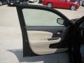 Black - 200 Touring Sedan Photo No. 14