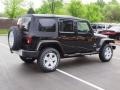 Black - Wrangler Unlimited Sahara 4x4 Photo No. 3