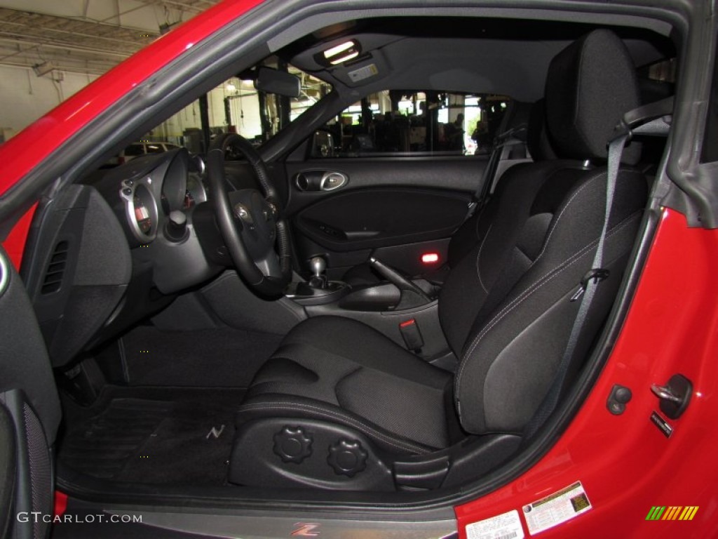 Black Cloth Interior 2010 Nissan 370Z Sport Coupe Photo #63356567