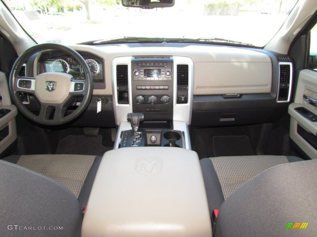 2010 Ram 1500 Lone Star Crew Cab - Deep Water Blue Pearl / Dark Slate/Medium Graystone photo #14