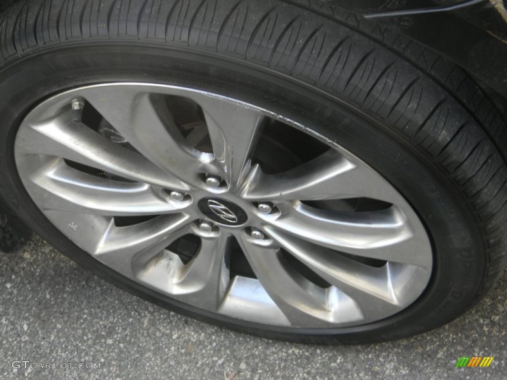 2011 Sonata SE - Midnight Black / Black photo #9