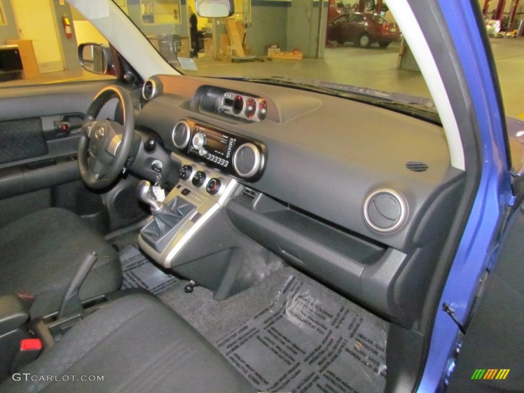 2010 Scion xB Release Series 7.0 RS Black Dashboard Photo #63362882