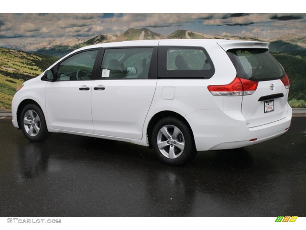 2012 Sienna V6 - Super White / Light Gray photo #2