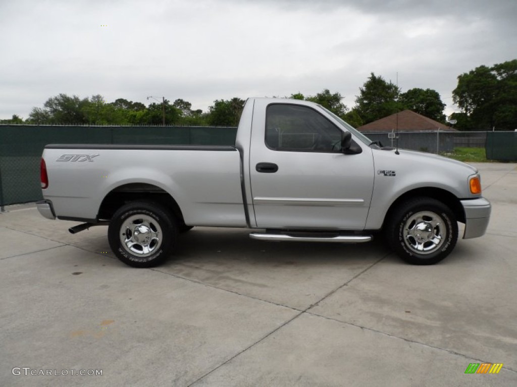 2004 F150 STX Heritage Regular Cab - Silver Metallic / Heritage Graphite Grey photo #2