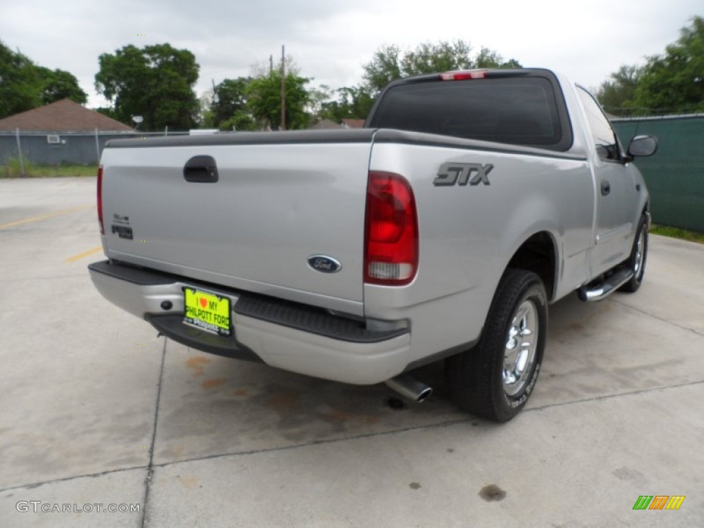 2004 F150 STX Heritage Regular Cab - Silver Metallic / Heritage Graphite Grey photo #3