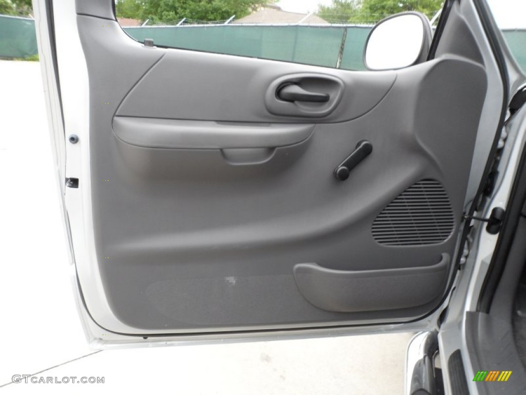 2004 F150 STX Heritage Regular Cab - Silver Metallic / Heritage Graphite Grey photo #31