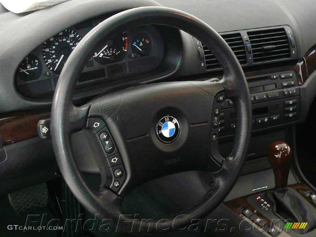 2001 3 Series 325i Sedan - Jet Black / Black photo #17