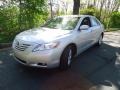 Titanium Metallic - Camry XLE Photo No. 3
