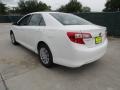 Super White - Camry Hybrid LE Photo No. 5
