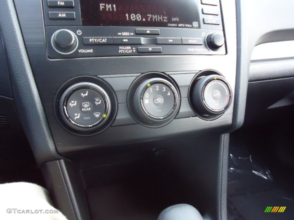 2009 Impreza 2.5i Premium Sedan - Dark Gray Metallic / Carbon Black photo #25