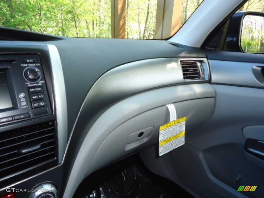 2012 Forester 2.5 X Limited - Dark Gray Metallic / Platinum photo #33