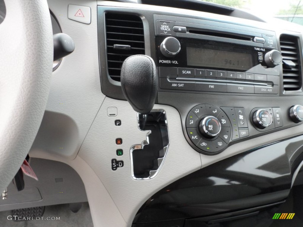 2012 Toyota Sienna Standard Sienna Model 6 Speed ECT-i Automatic Transmission Photo #63375881