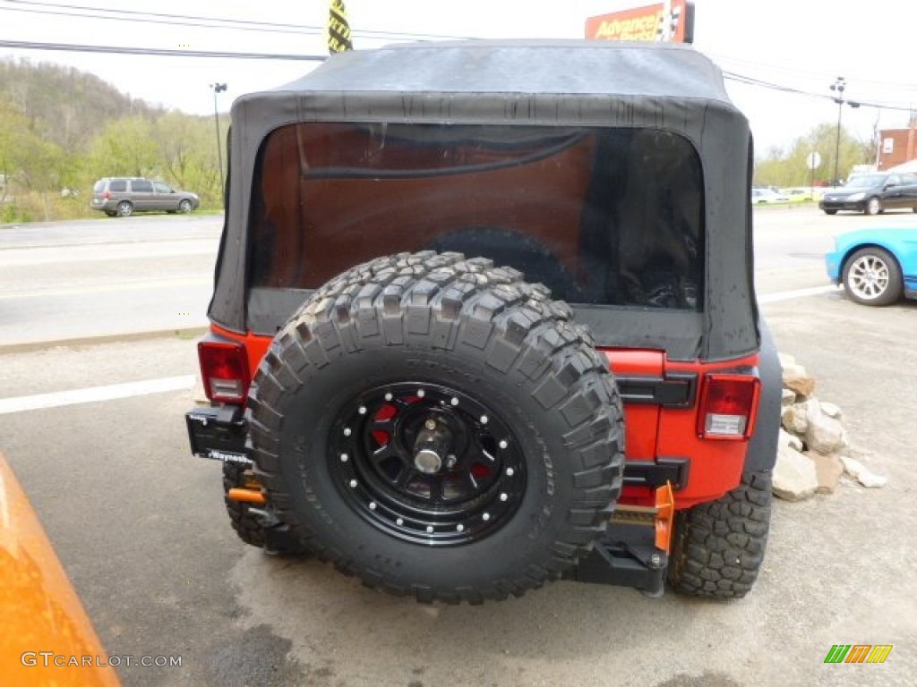 2011 Wrangler Rubicon 4x4 - Flame Red / Black photo #6