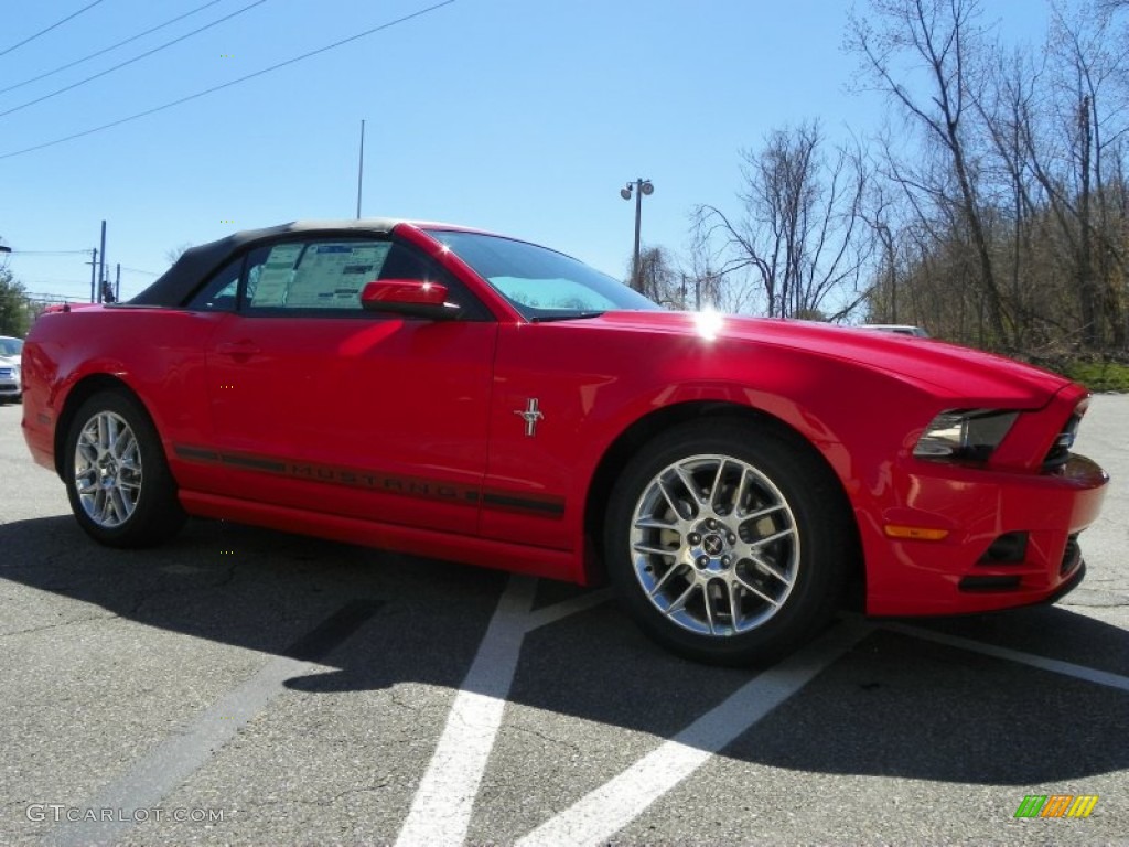 2013 Mustang V6 Premium Convertible - Race Red / Charcoal Black photo #4