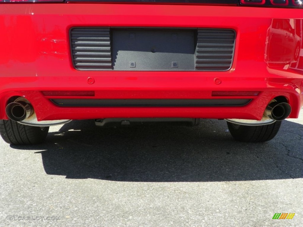 2013 Mustang V6 Premium Convertible - Race Red / Charcoal Black photo #30