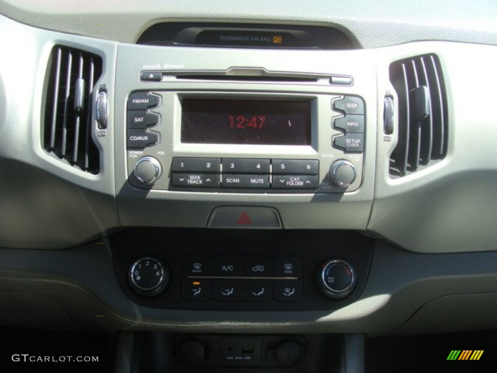 2011 Sportage LX AWD - Bright Silver / Black photo #11