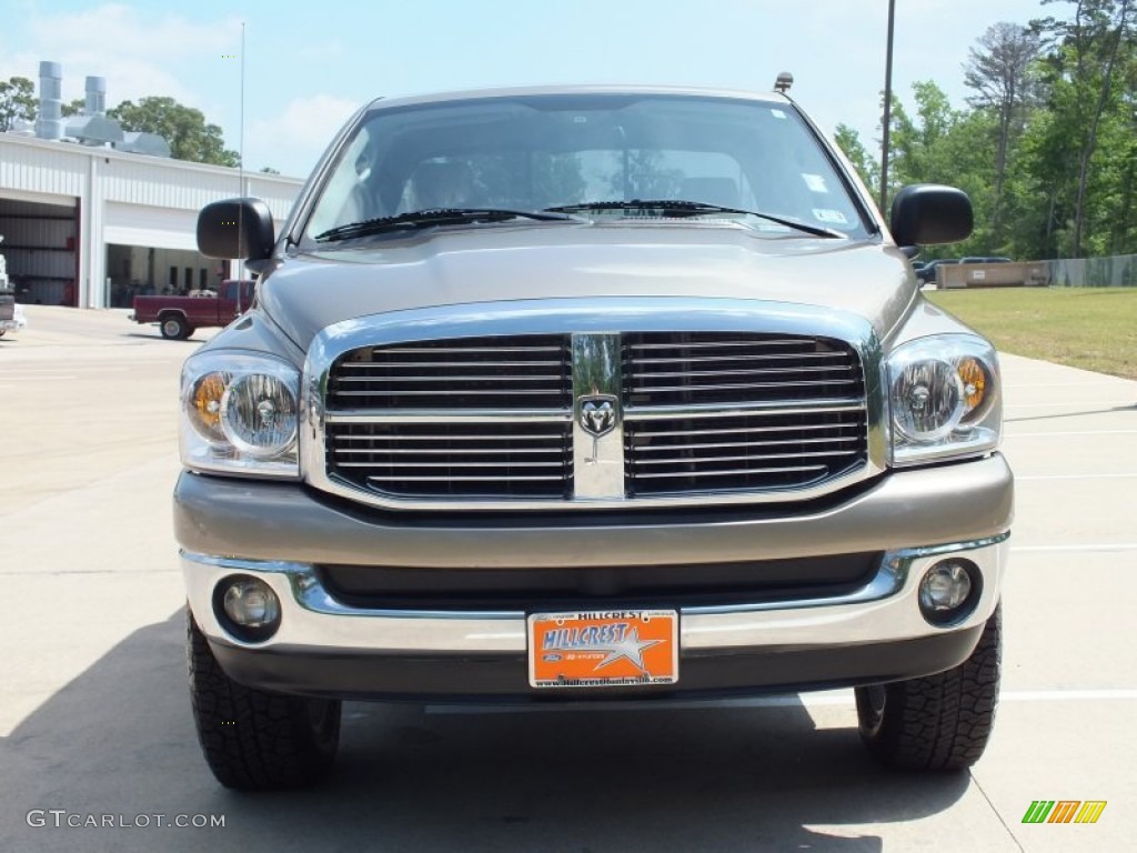 2008 Ram 1500 Lone Star Edition Quad Cab 4x4 - Light Khaki Metallic / Khaki photo #10
