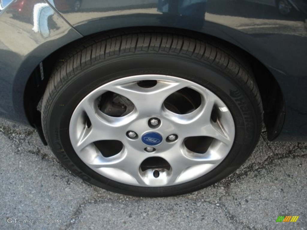 2011 Ford Fiesta SES Hatchback Wheel Photo #63389816