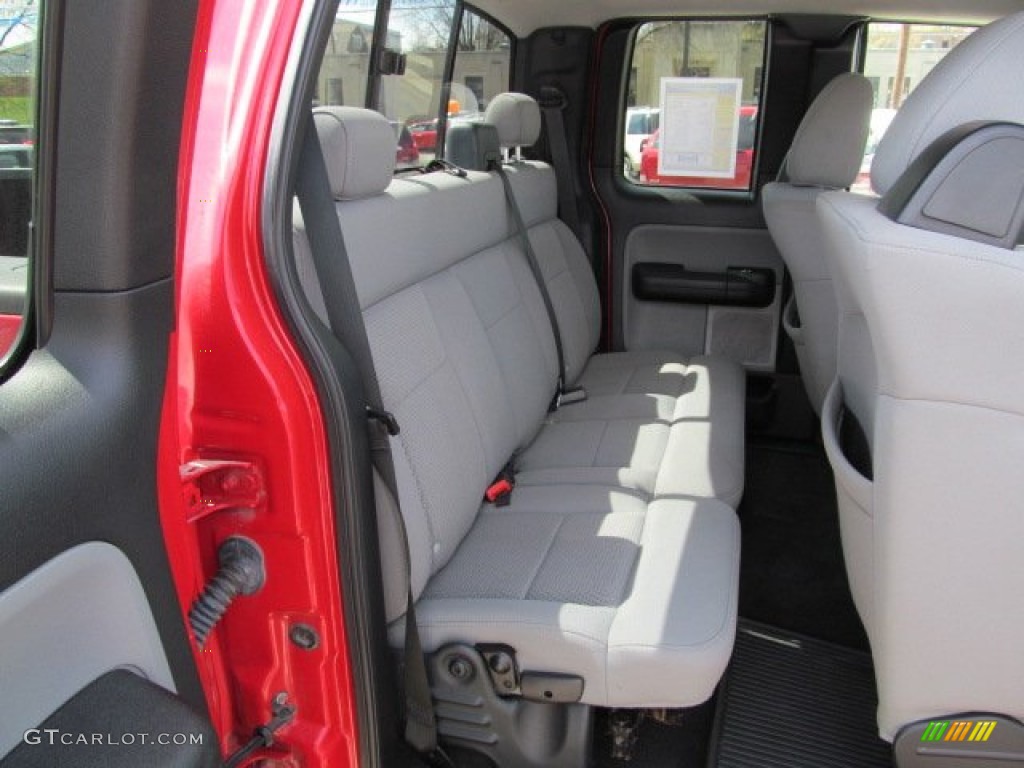 2006 Ford F150 FX4 SuperCab 4x4 Rear Seat Photo #63393557