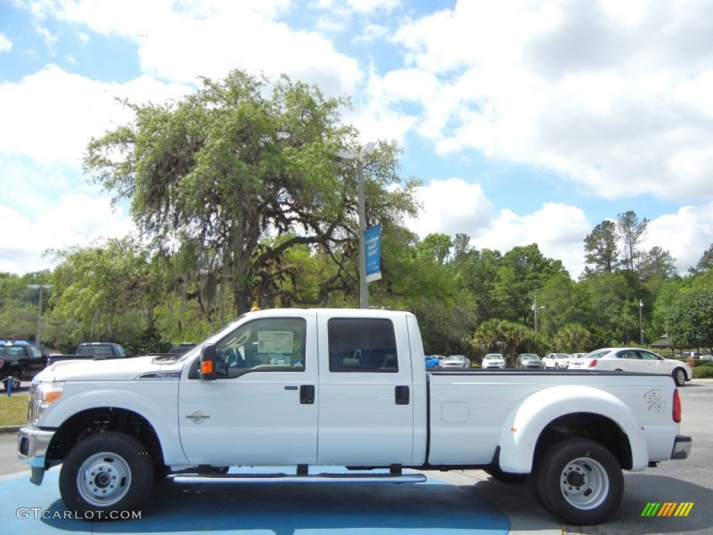 2012 F350 Super Duty XLT Crew Cab 4x4 Dually - Oxford White / Adobe photo #2