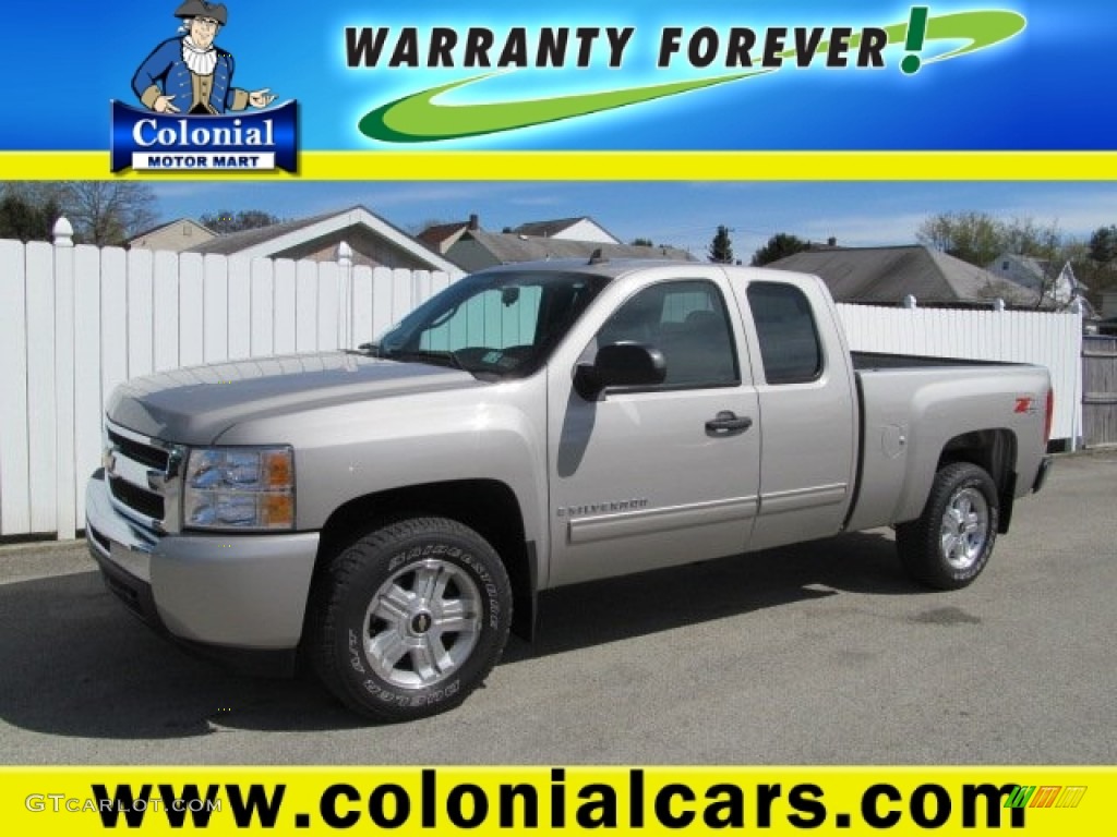 Silver Birch Metallic Chevrolet Silverado 1500