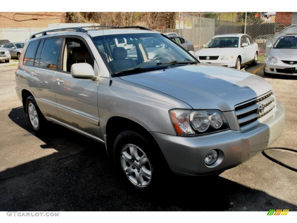 2002 Highlander V6 4WD - Millennium Silver Metallic / Gray photo #1