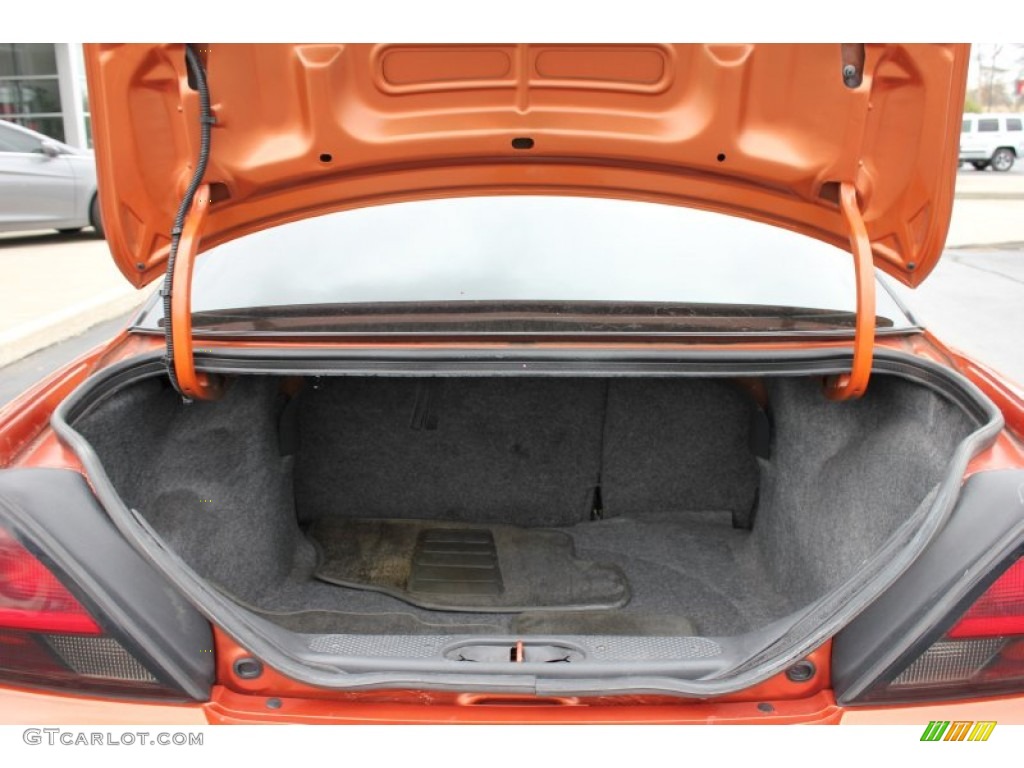 2004 Pontiac Grand Am GT Coupe Trunk Photos