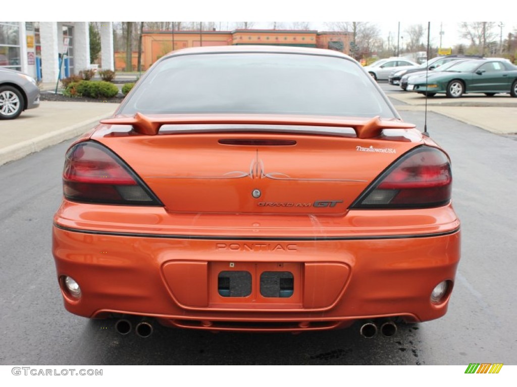 2004 Grand Am GT Coupe - Fusion Orange Metallic / Dark Taupe photo #12