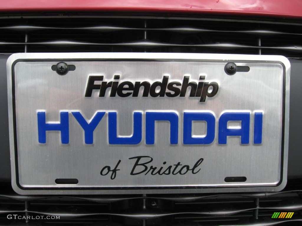 2011 Sonata Hybrid - Venetian Red / Camel photo #10