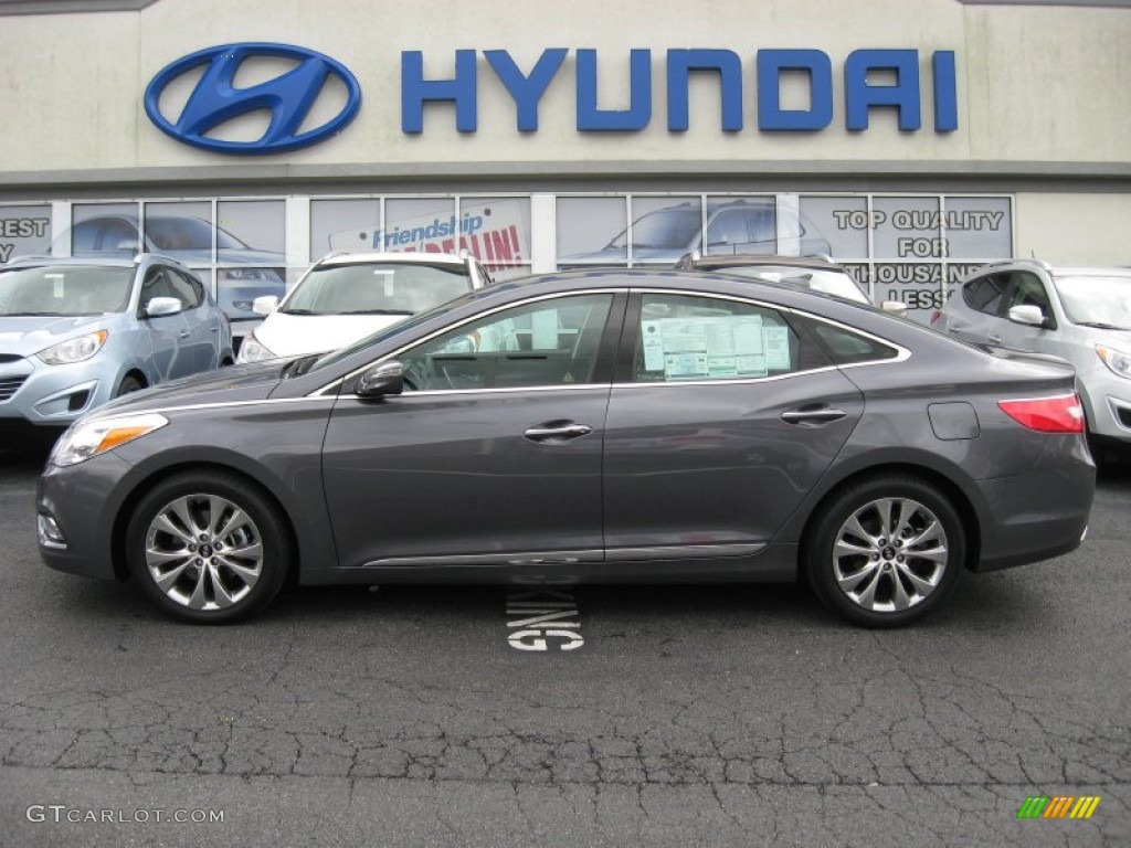 Smoke Gray Metallic Hyundai Azera