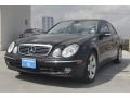 Black - E 500 Sedan Photo No. 3