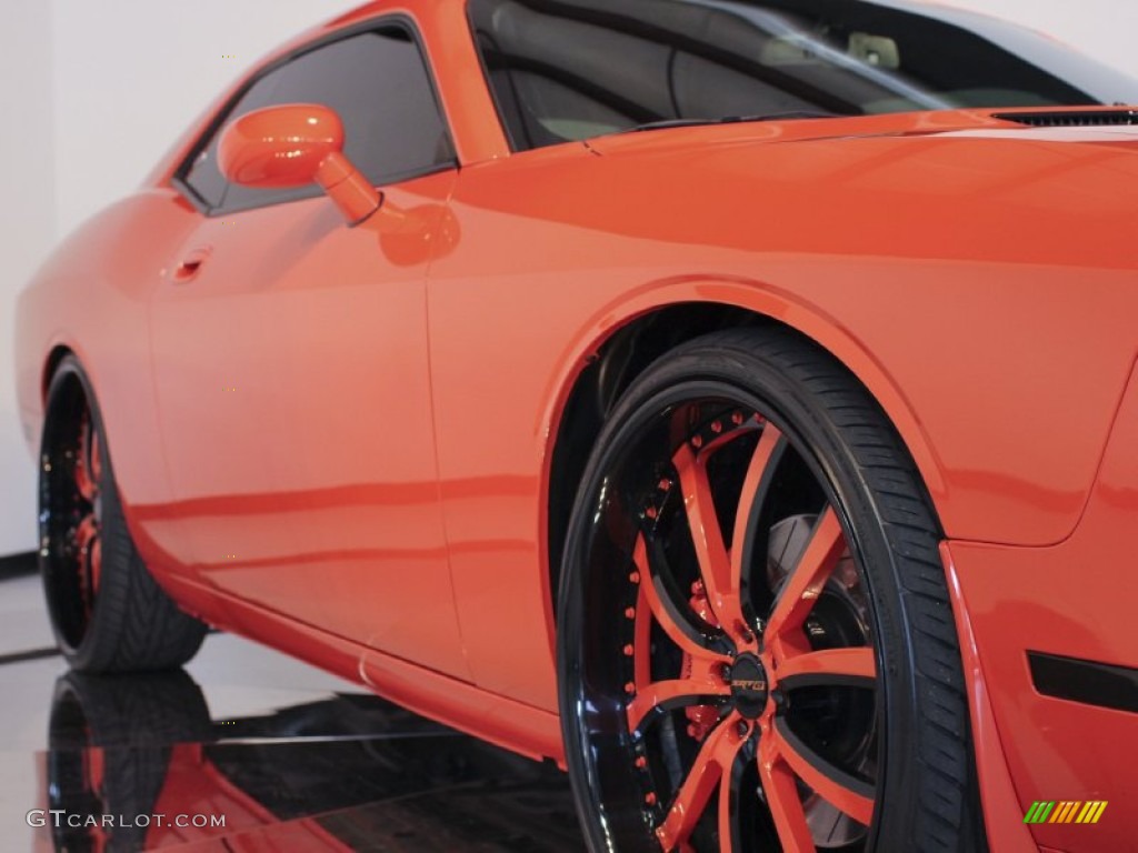 2008 Challenger SRT8 - HEMI Orange / Dark Slate Gray photo #20