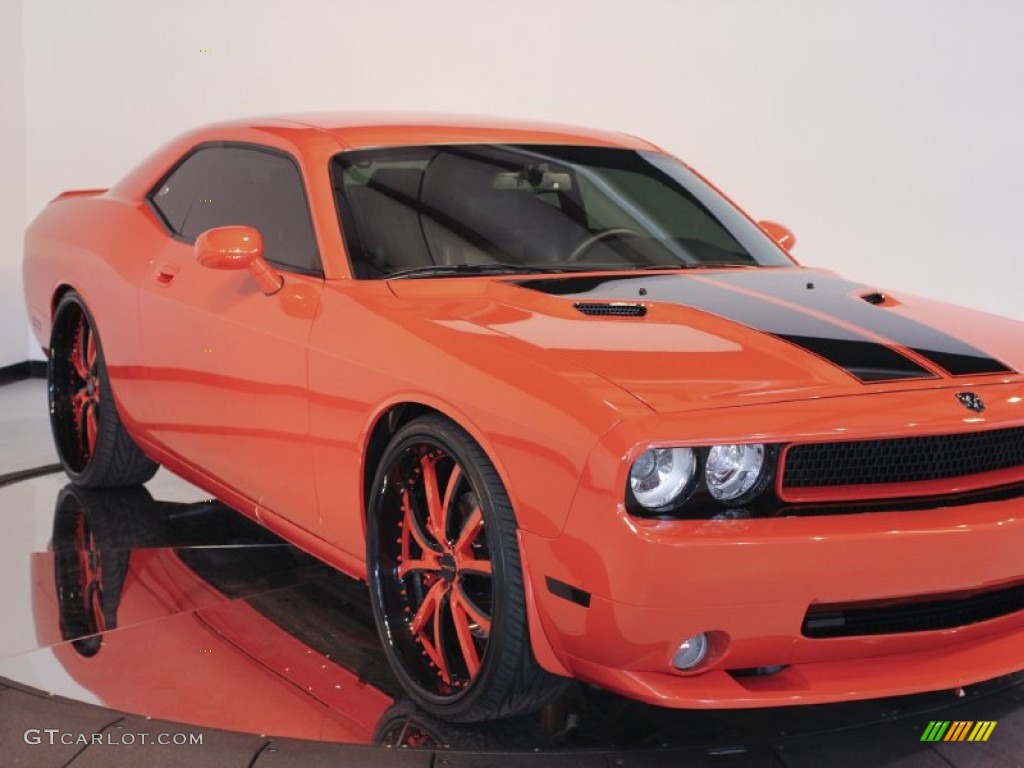 2008 Challenger SRT8 - HEMI Orange / Dark Slate Gray photo #30