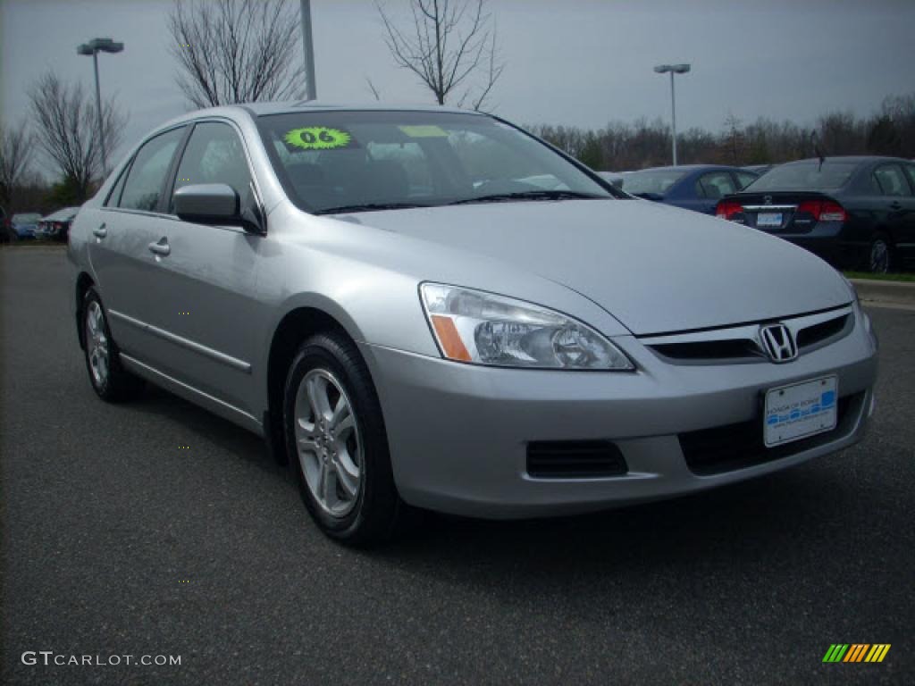 2006 Accord SE Sedan - Alabaster Silver Metallic / Black photo #1