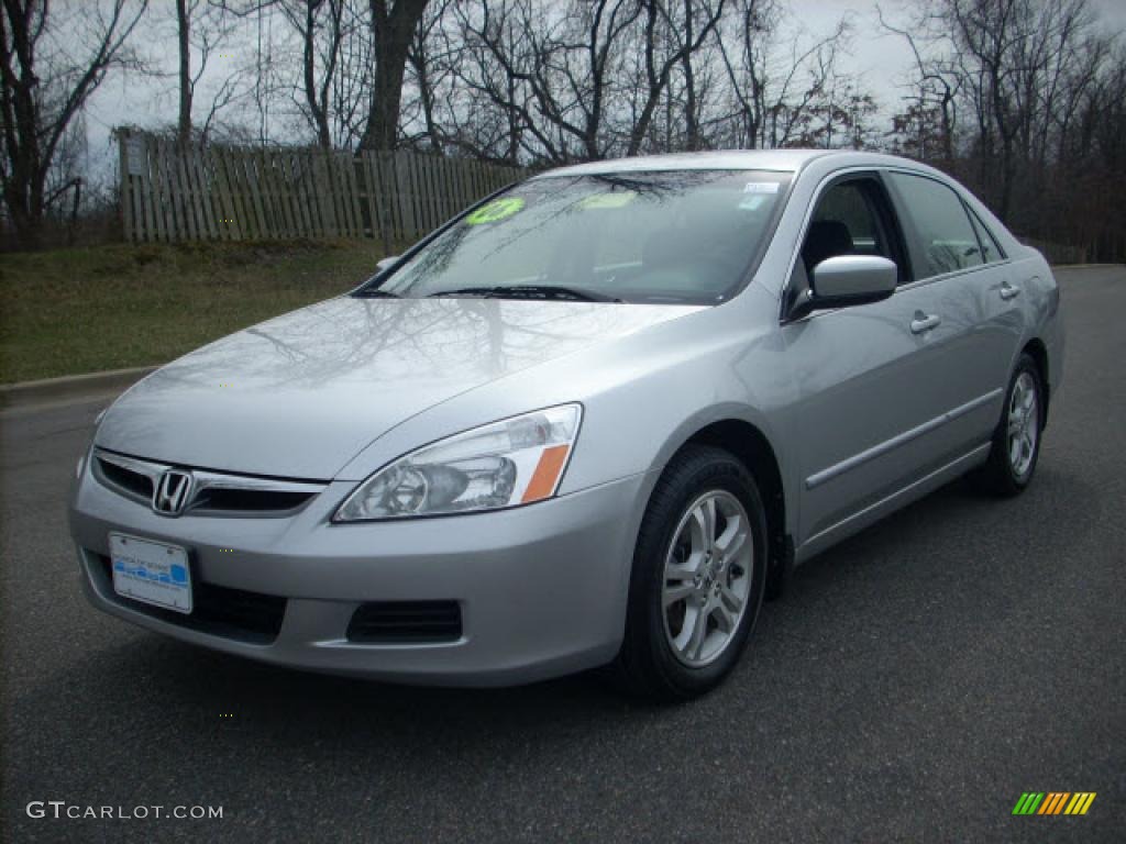 2006 Accord SE Sedan - Alabaster Silver Metallic / Black photo #7