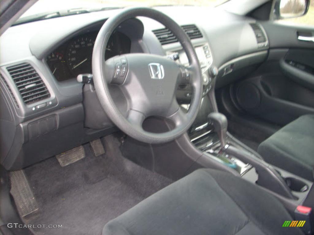 2006 Accord SE Sedan - Alabaster Silver Metallic / Black photo #11